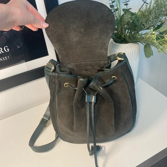 Rare Bottega Veneta Green Suede & Leather Drawstring Bag - Picture 4 of 14